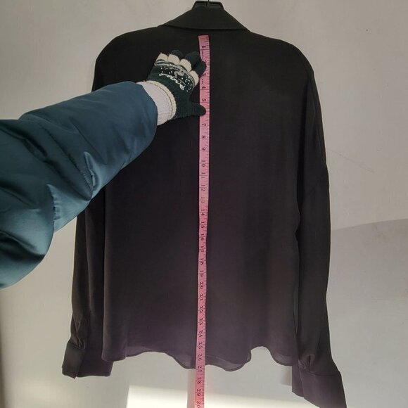 Olivaceous Classic Black Flowy V Neck Long Sleeve Shirt Blouse Top Size Medium - Picture 7 of 11